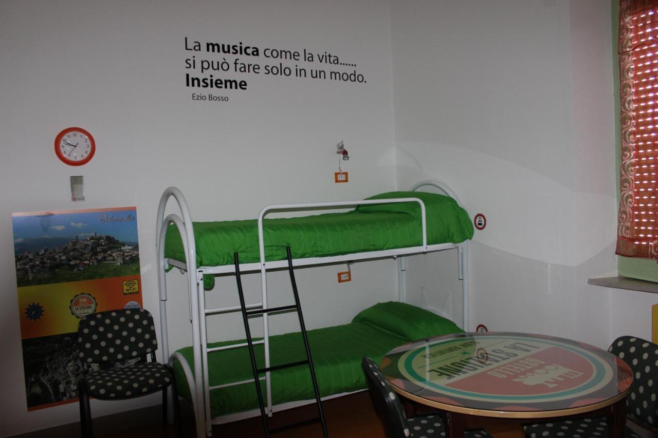 Ostello La Stazione อัลบา อาดริอาติกา ภายนอก รูปภาพ